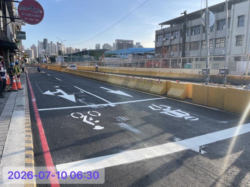高雄市政府捷運工程局新聞稿1150712 捷運黃線施工路段路面改善，於7/12起夜間施工 建工、本館、球場路實施交通維持改道